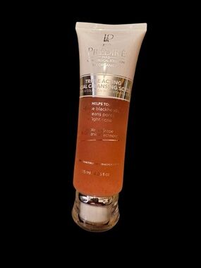 Predire Paris Triple Acting Facial Cleansing Scrub 4.25 oz NWOT
